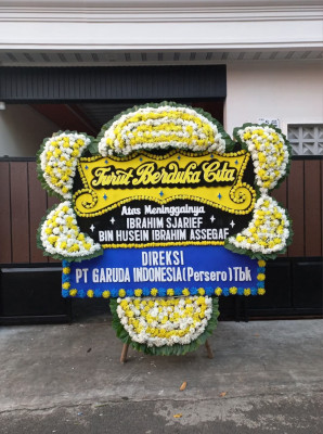 Papan Bunga Duka di Pulau Laut Timur